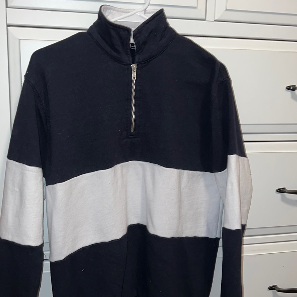 Brandy Melville quarter-zip sweatshirt